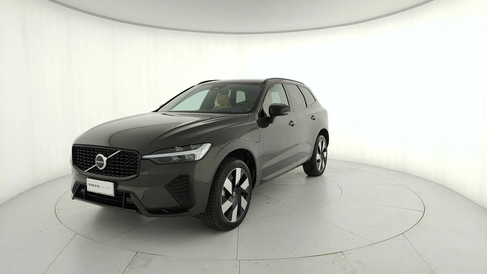 volvo xc60 2 0 t6 recharge phve obc 64kw ultimate dark awd auto